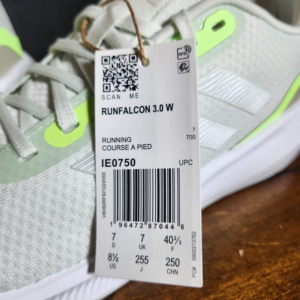 Adidas Womens 8 1/2 Run Falcon White and Green Sneakers New With Tags - Picture 5 of 11